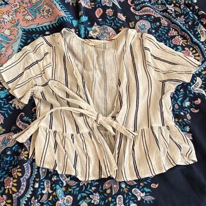 LA Hearts Tie Front Cropped Top